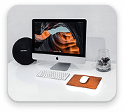 Poste de travail iMac avec accessoires